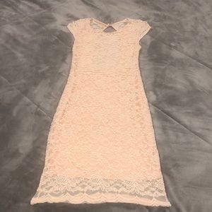 Lace dress ( Never Worn )